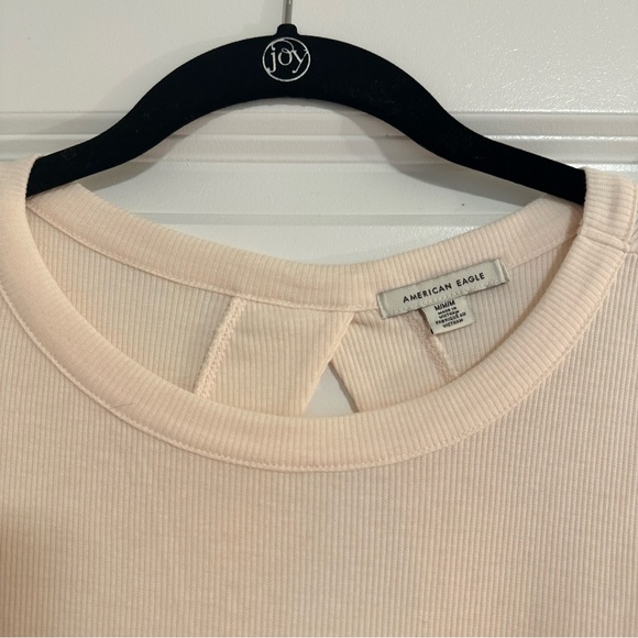 NWOT American Eagle Open Back Tee - Picture 2 of 3